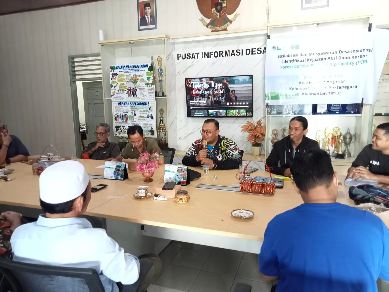Sosialisasi FCPF-CF Desa Loa Duri Ulu