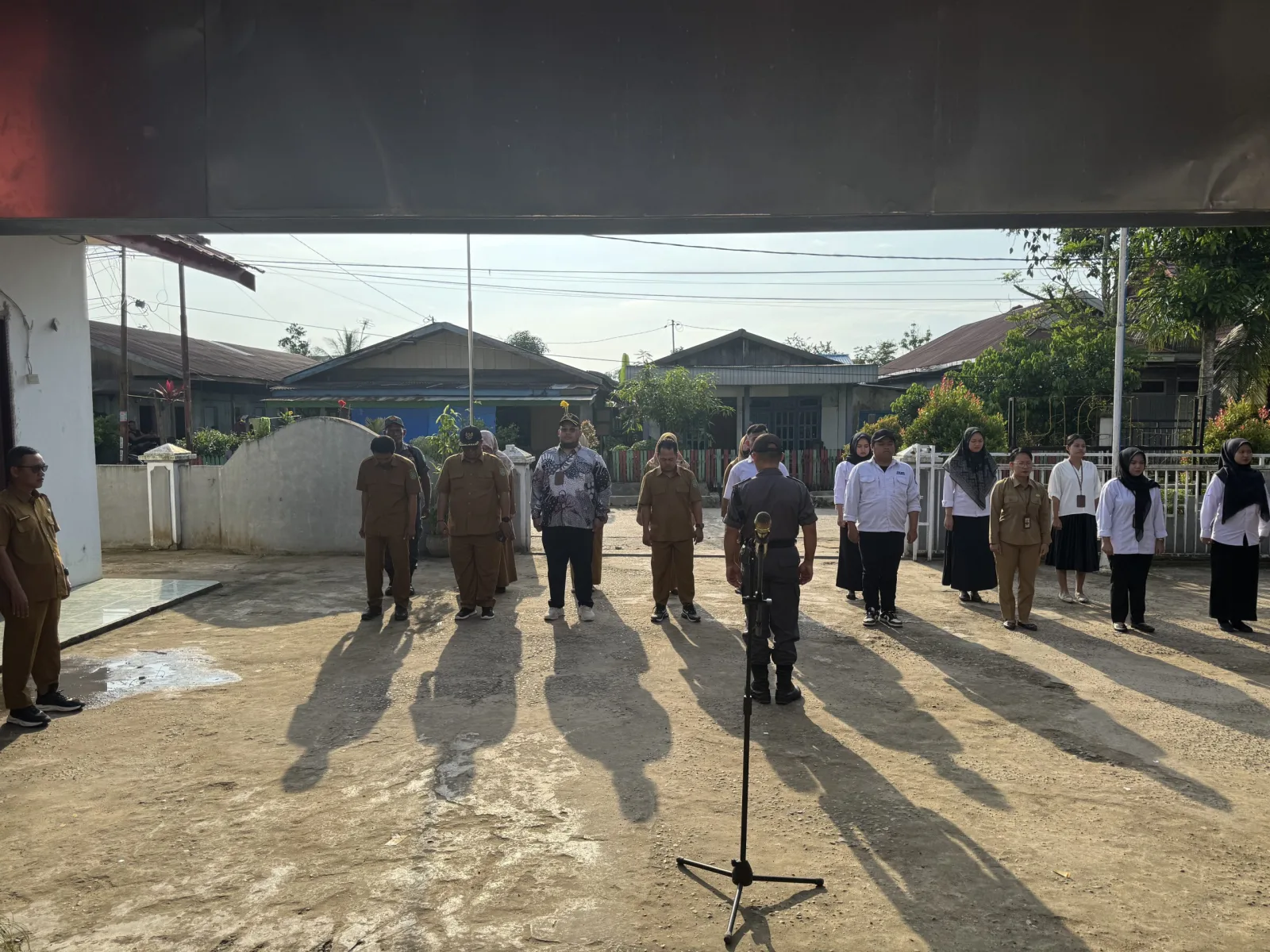 Pelaksanaan Rutin Apel Pagi Pemerintah Desa (September 2024)