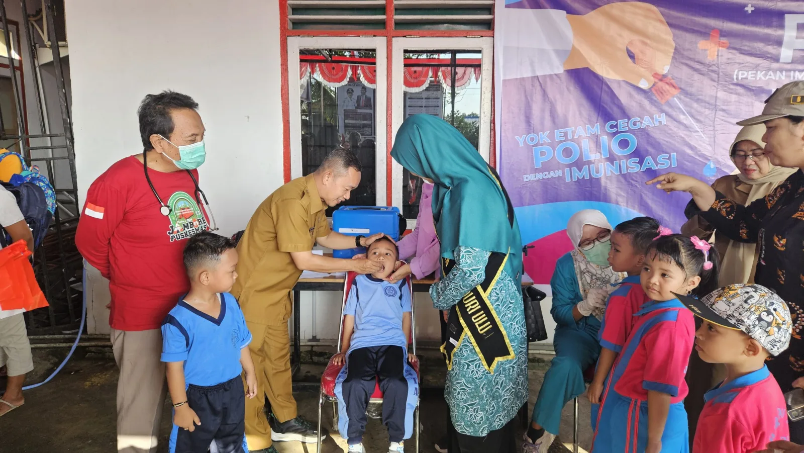 Hari Anak Nasional & PIN Polio di Desa Loa Duri Ulu