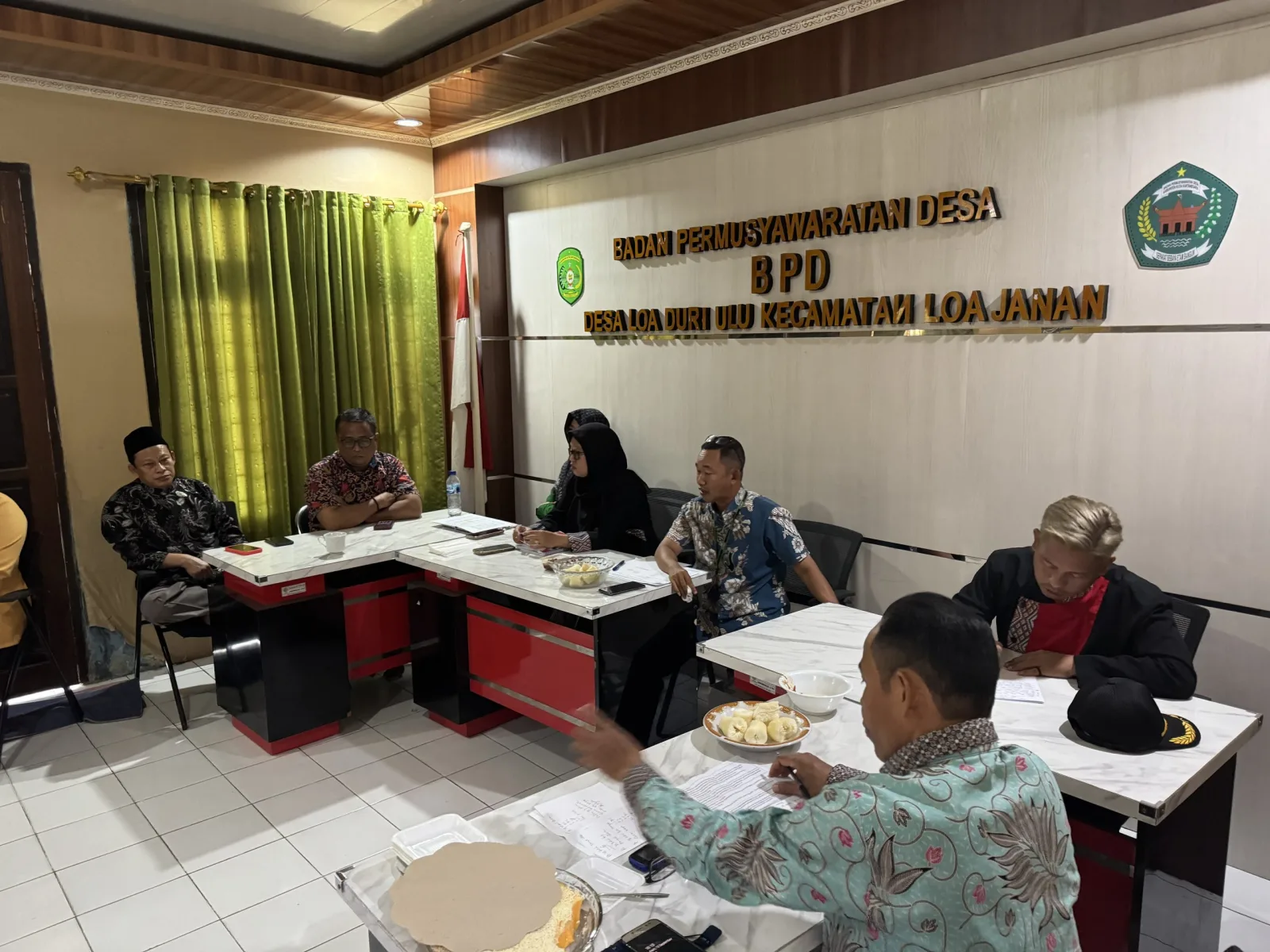 Pembahasan tentang APBDes Perubahan dengan BPD