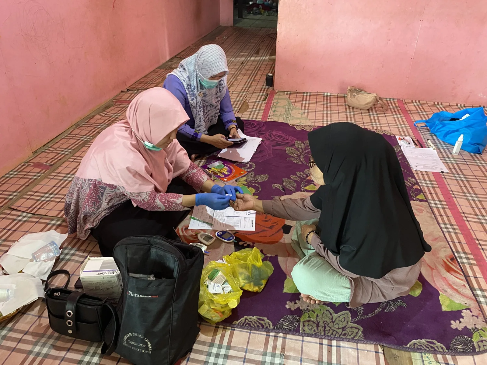 🎉 Cek Kesehatan Dapat Hadiah! Posbindu RT 10 Semakin Meriah dan Bermanfaat