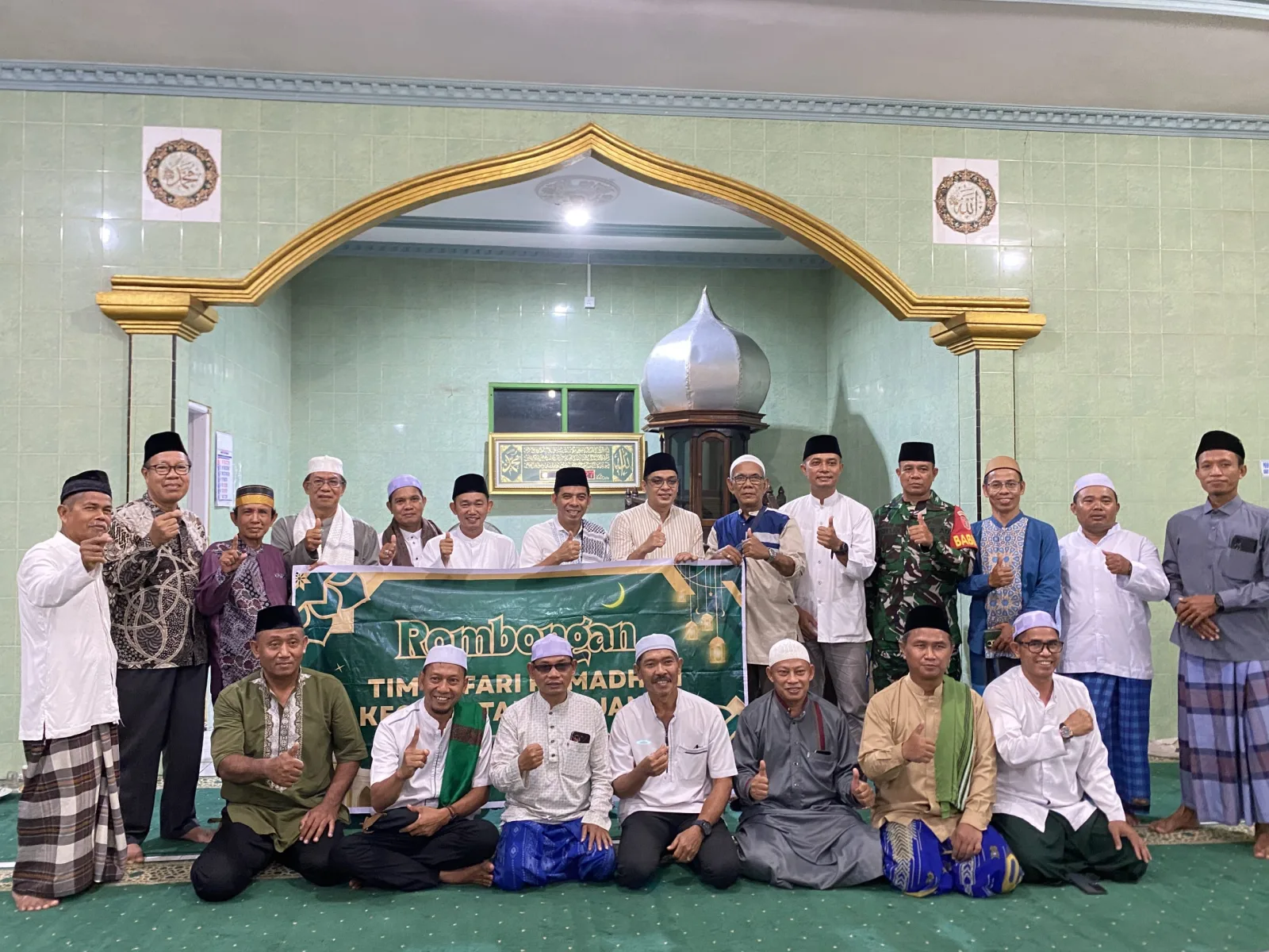 Air Mata Haru di Masjid: Ramadan di Loa Duri Ulu Dihiasi Khotmil Qur’an dan Santunan Anak Yatim