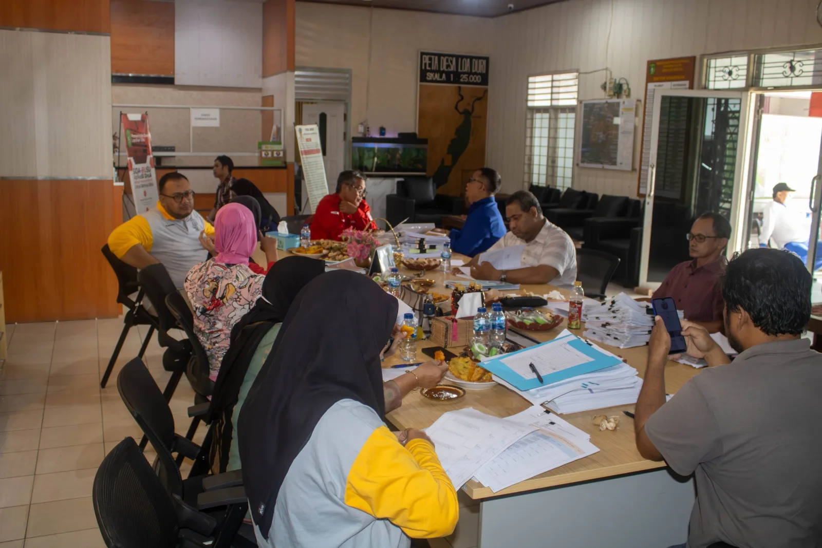 Tim Verifikasi Kecamatan Loa Janan di Desa Loa Duri Ulu