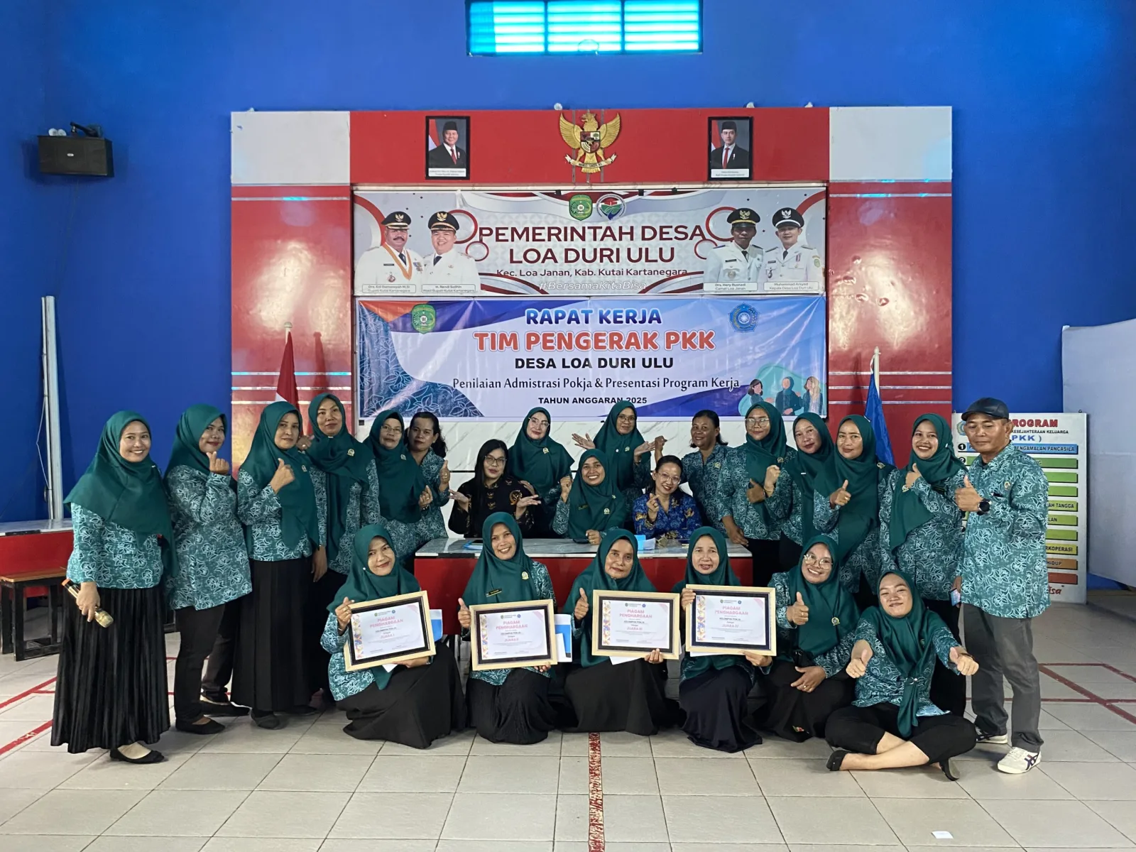 Rapat Kerja TP PKK Desa Loa Duri Ulu Serta Penilaian Administrasi POKJA & Presentasi Program Kerja