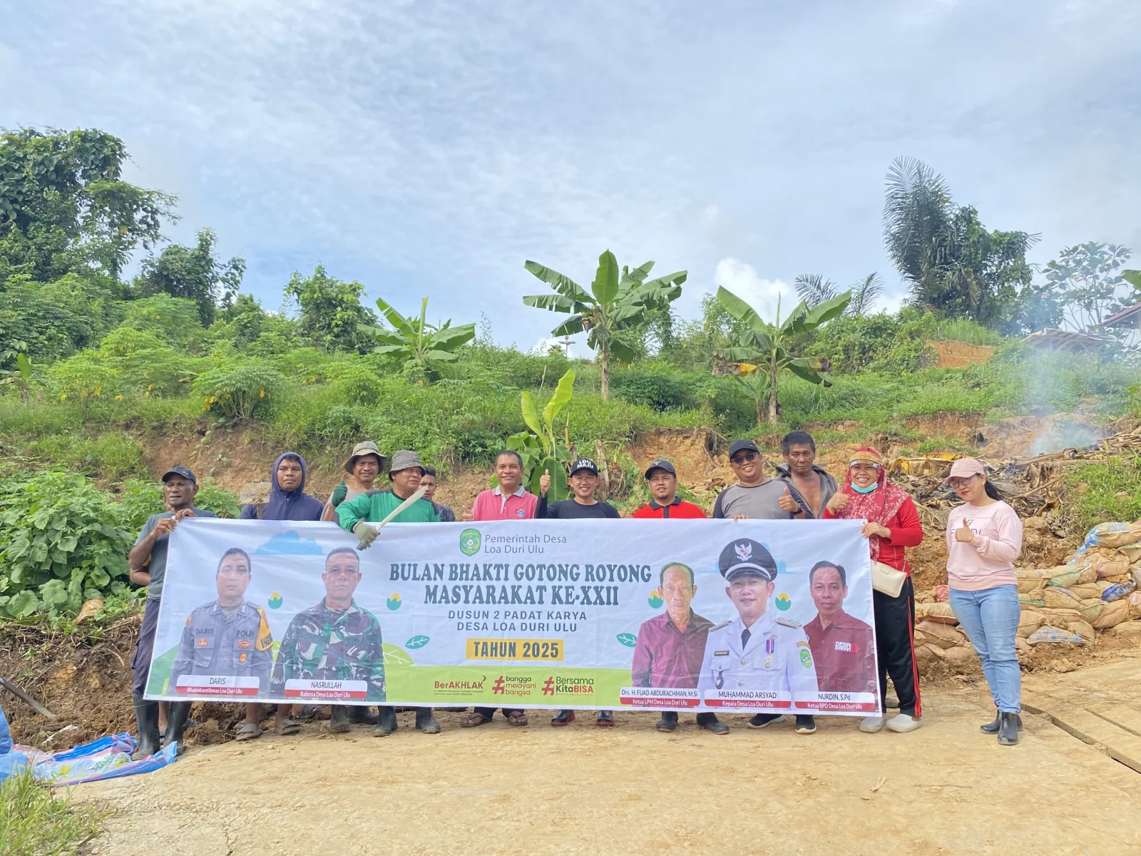 "Ada Apa di Dusun 2 dan Dusun 5? Warga Tumpah Ruah dalam Aksi Gotong Royong Spektakuler!"