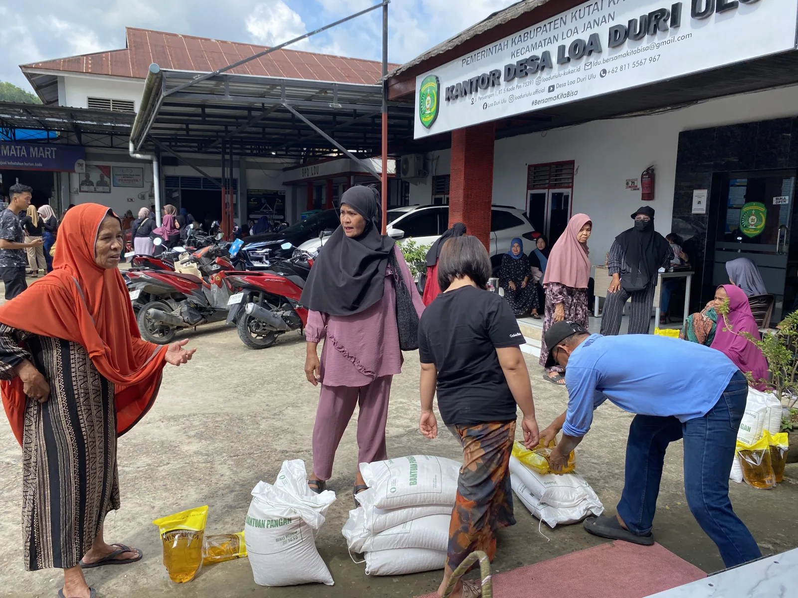 Bantuan Pangan Kembali Hadir, Warga Loa Duri Ulu Rasakan Manfaatnya