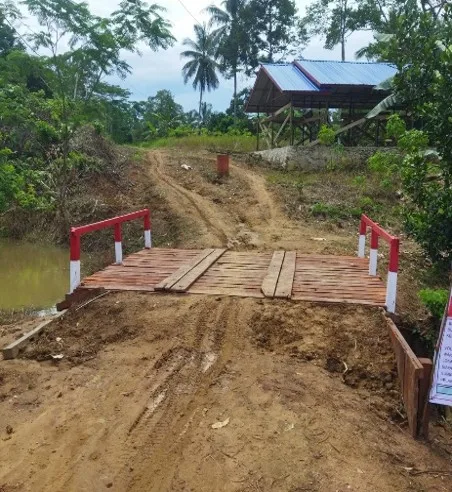 Pembangunan Jembatan Ape 2 Sumber Dana ADD Tahap 3 Tahun 2024