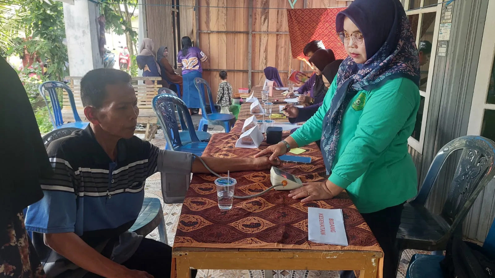 Kegiatan Posyandu 6 SPM Flamboyan