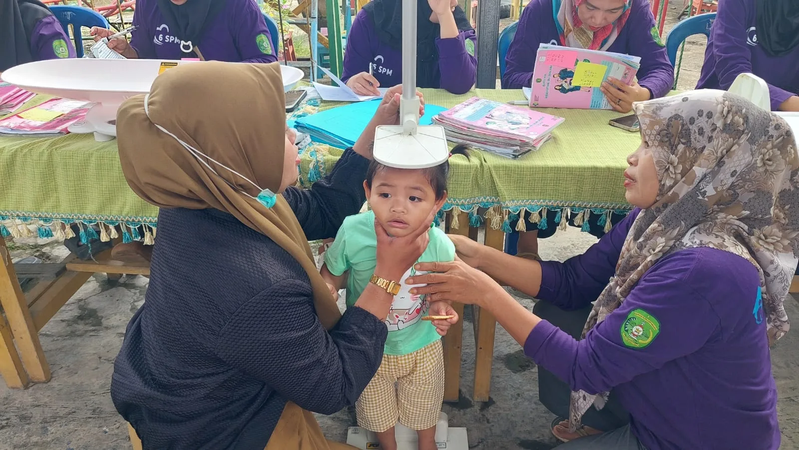 Kegiatan Posyandu Sinar Harapan di Desa Bakungan