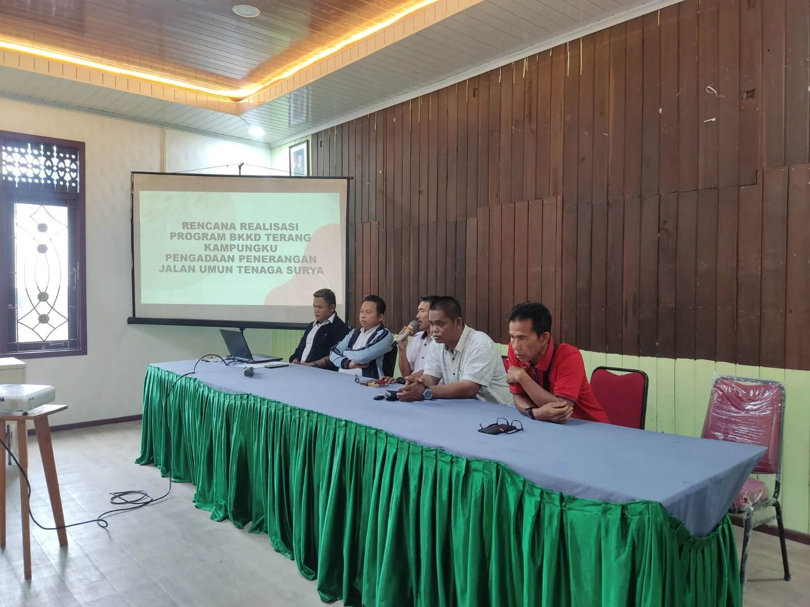 Musyawarah Rencana Realisasi Program BKKD Terang Kampungku (PJUTS)