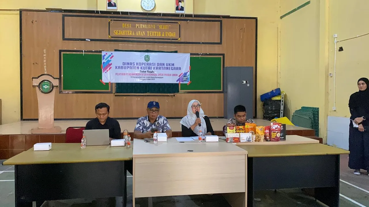 Pelatihan Desain Produk dan Strategi Marketing untuk UMKM, Desa Purwajaya Bekerja Sama dengan Dinas Koperasi dan UKM Kabupaten Kutai Kartanegara