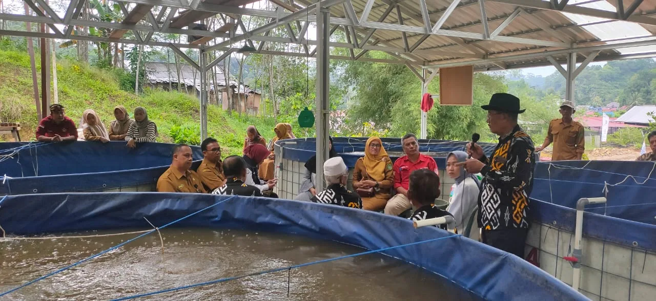 Panen Perdana Ikan Nila Kolam Bioflok di Desa Purwajaya: Wujud Nyata Inovasi dan Kemandirian Pangan Lokal