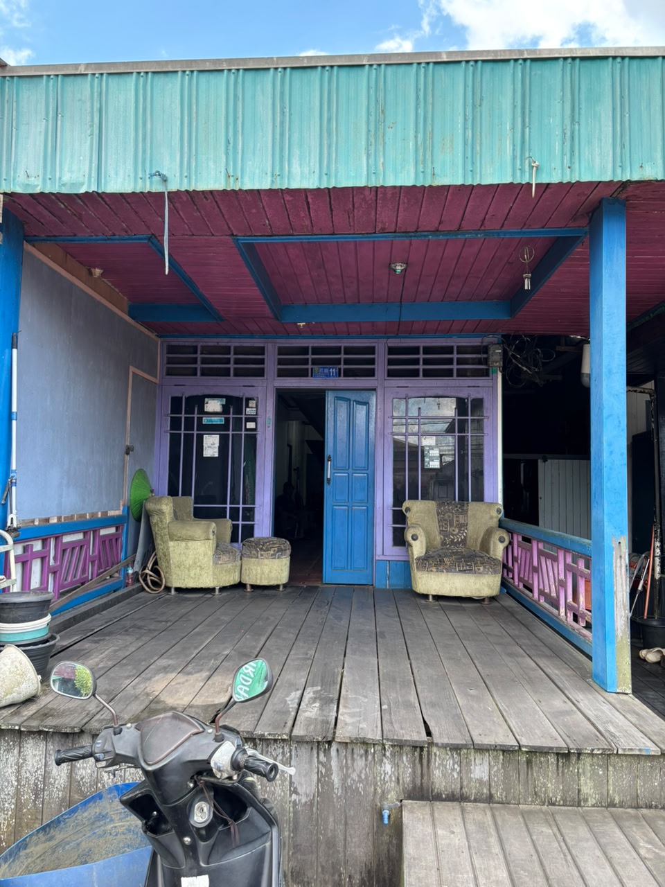 WARUNG KUE ALPI
