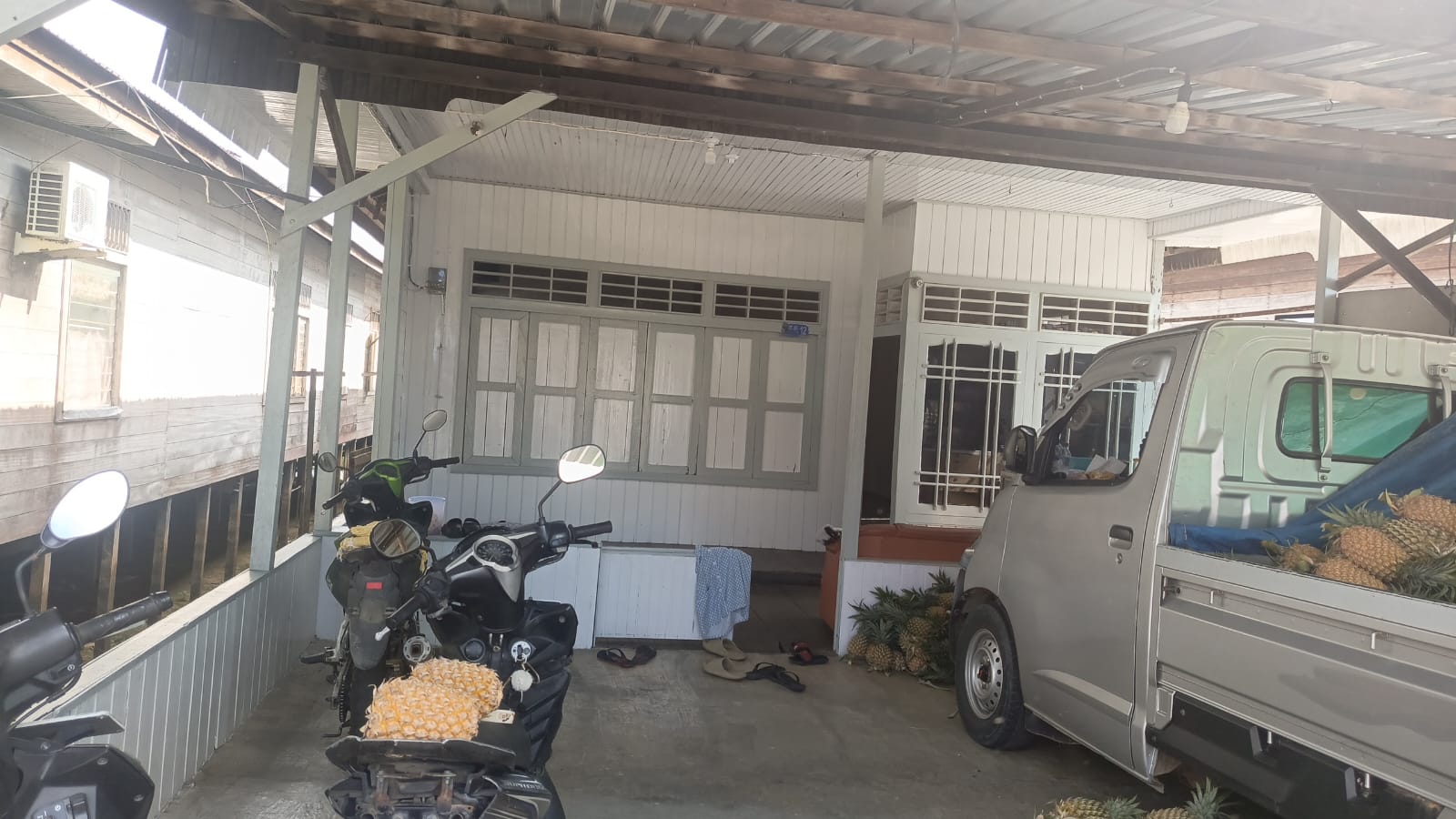 TUKANG GIGI SALEH